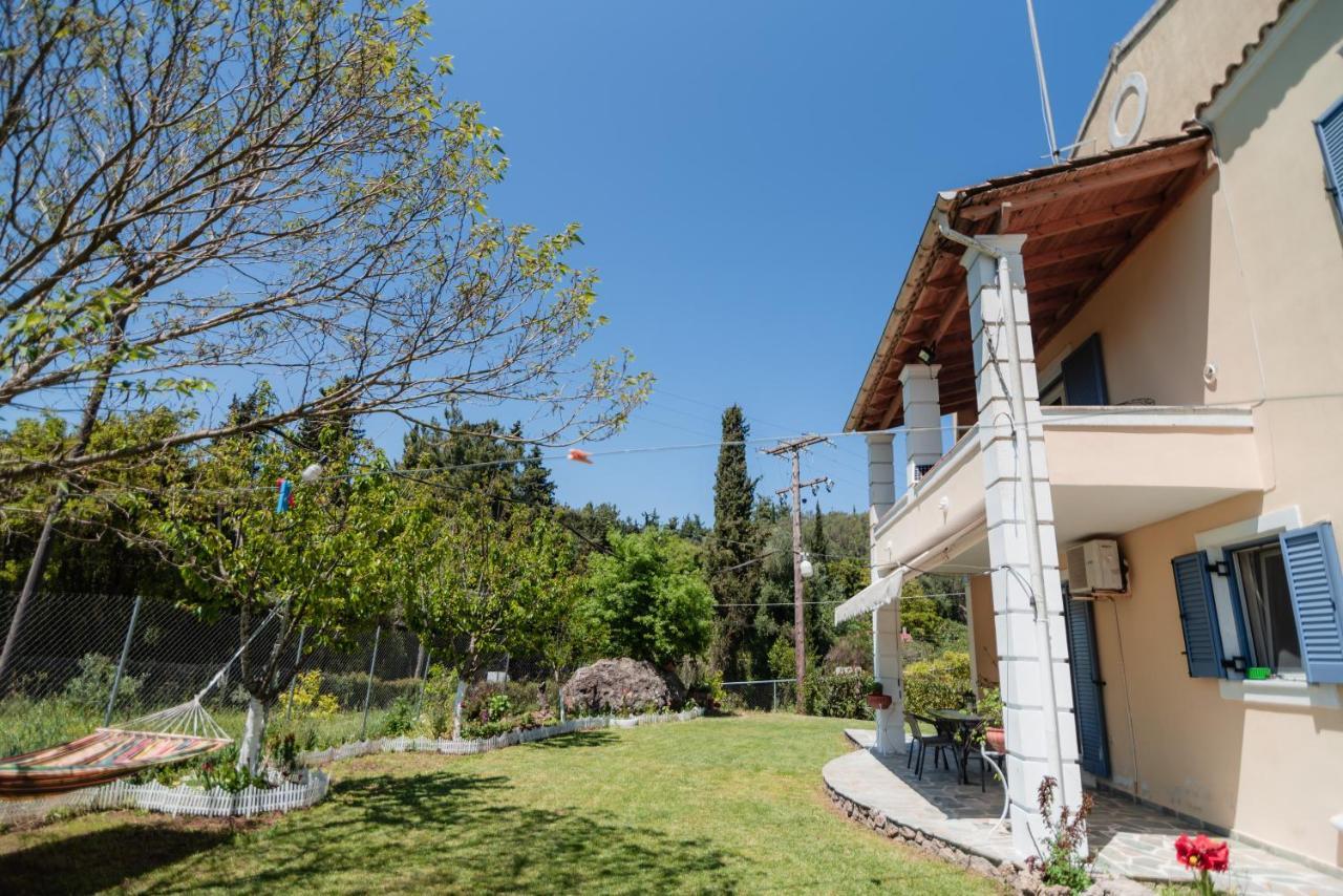 Anna Maria House Apartment Perama  Exterior photo